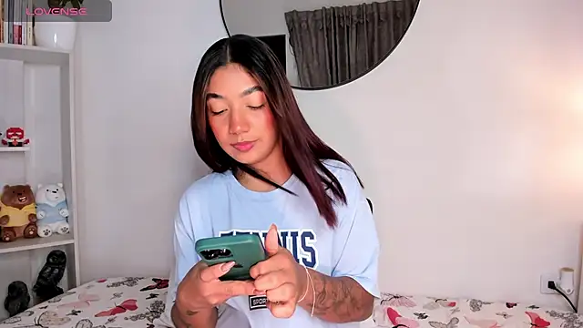 martina roldam online show from February 20, 9:00 am