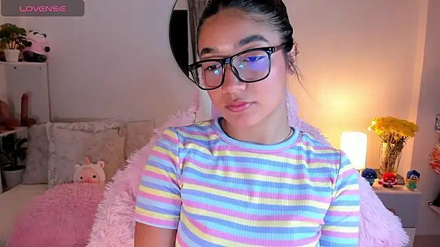 martina roldam online show from March 14, 12:43 am