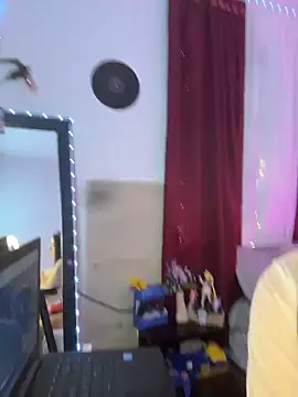 Snapshot of angelgate chatting on October 2, 10:39 pm angelgate online show from October 2, 10:39 pm