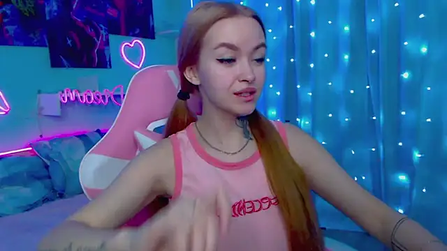 Snapshot of Naughty_Mable chatting on January 28, 1:08 am Naughty Mable online show from January 28, 1:08 am