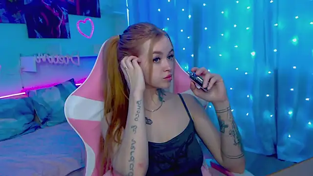 Snapshot of Naughty_Mable chatting on February 3, 8:13 am Naughty Mable online show from February 3, 8:13 am