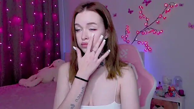 Snapshot of Naughty_Mable chatting on October 2, 12:28 am Naughty Mable online show from October 2, 12:28 am