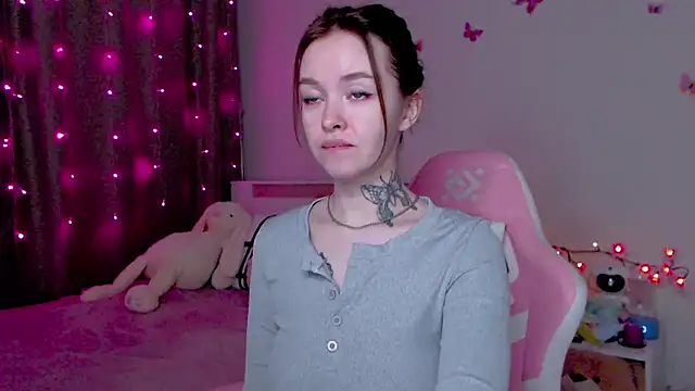 Snapshot of Naughty_Mable chatting on October 29, 12:24 am Naughty Mable online show from October 29, 12:24 am