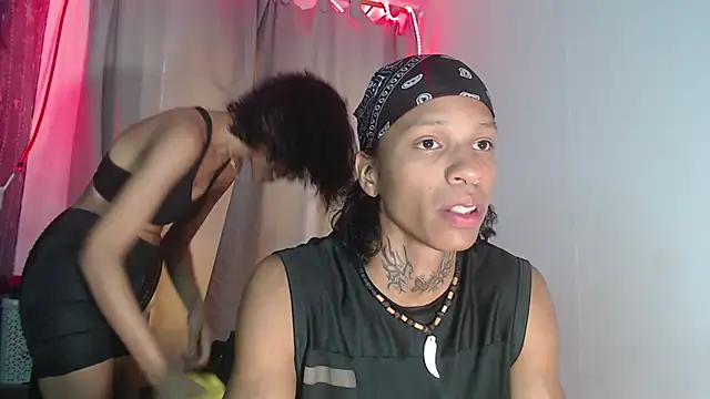 Snapshot of Willy_and_frozen chatting on December 23, 2:50 pm Willy and frozen online show from December 23, 2:50 pm