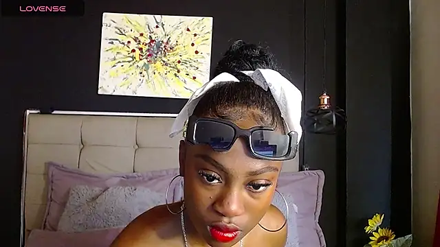 nikkystorm1  online show from January 26, 1:58 pm