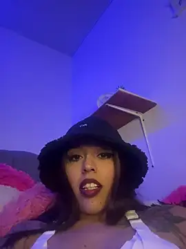 BlueStoneX online show from February 9, 8:22 am