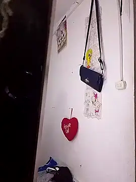 Snapshot of BlakeandRouse chatting on January 16, 10:23 pm BlakeandRouse online show from January 16, 10:23 pm