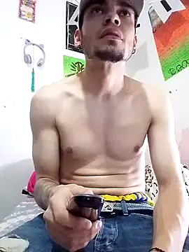 Snapshot of BlakeandRouse chatting on January 18, 4:37 am BlakeandRouse online show from January 18, 4:37 am