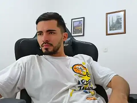 Massimoo 07 online show from December 22, 5:10 pm