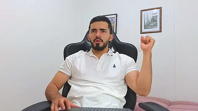 Massimoo 07 online show from February 7, 7:17 pm