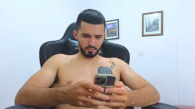 Massimoo 07 online show from March 8, 1:28 am