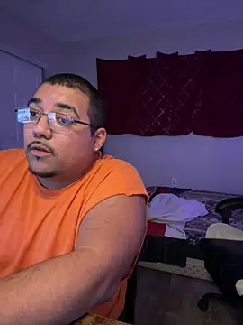 cloudy couple444 online show from January 3, 11:57 am