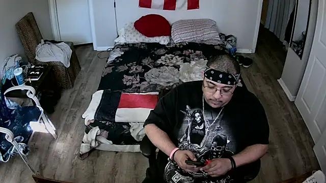 cloudy couple444 online show from February 28, 8:18 pm