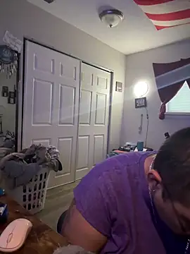 cloudy couple444 online show from October 21, 4:30 pm