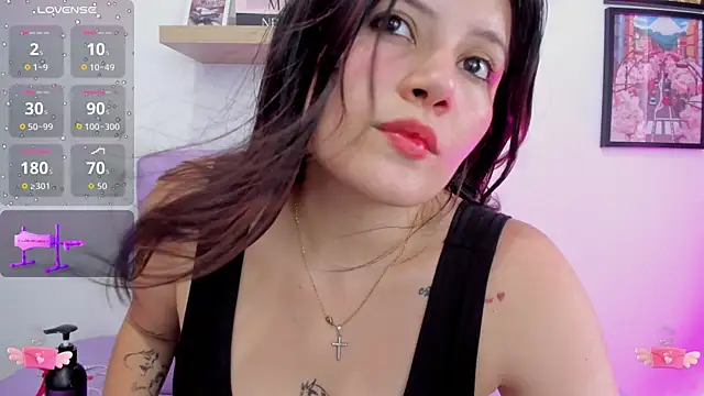 Carolina Burninng online show from October 2, 9:00 pm