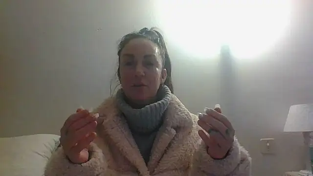 BELLAMORGANE1 online show from January 1, 4:50 pm