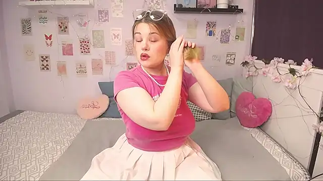 Snapshot of TessPleasure chatting on January 30, 4:48 am TessPleasure online show from January 30, 4:48 am