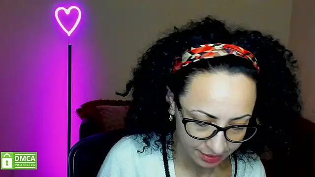 Arianasweety23 online show from January 28, 9:29 pm