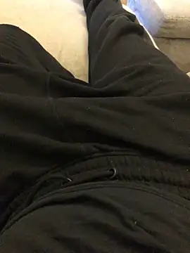 Snapshot of 22TT2295 chatting on January 1, 3:46 pm 22TT2295 online show from January 1, 3:46 pm