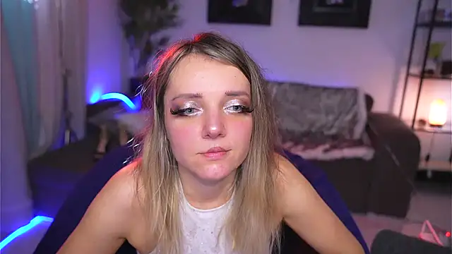 Magnetic Amy online show from January 18, 4:10 pm