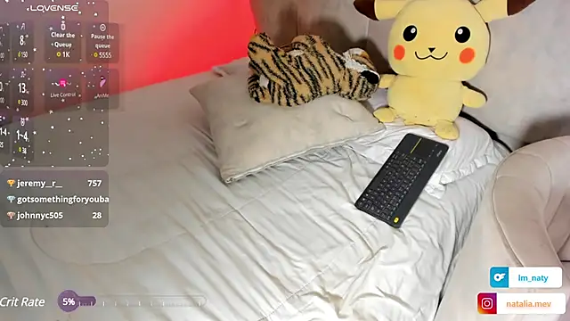 rachaeldeckard   online show from February 19, 9:39 am