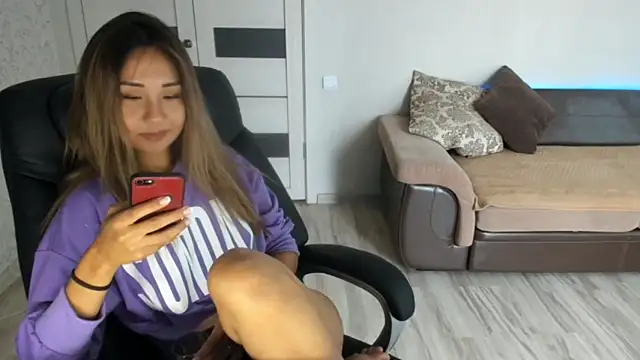 karishee online show from November 6, 7:37 pm