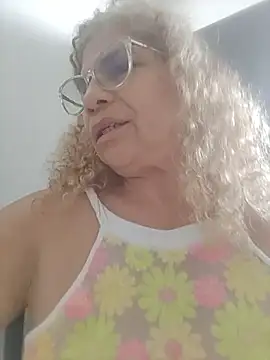 Snapshot of indiraa-channell chatting on December 27, 5:37 pm indiraa-channell online show from December 27, 5:37 pm