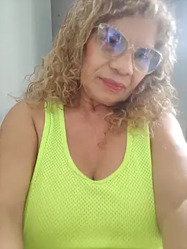 Snapshot of indiraa-channell chatting on January 2, 9:07 pm indiraa-channell online show from January 2, 9:07 pm