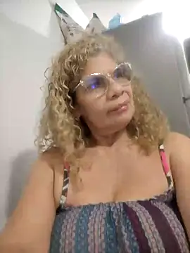 Snapshot of indiraa-channell chatting on February 22, 2:17 am indiraa-channell online show from February 22, 2:17 am