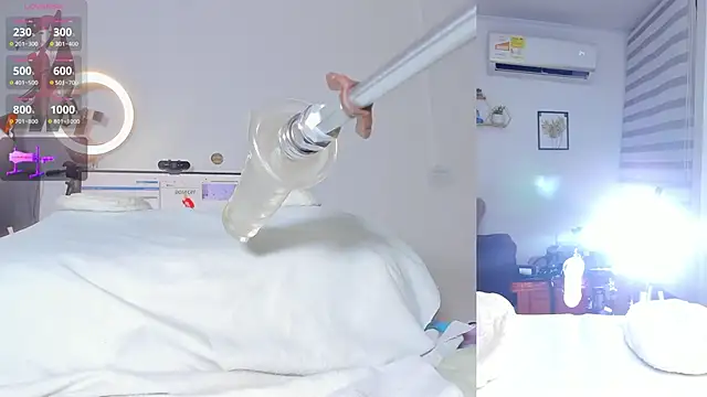 Maria Jones  online show from October 15, 1:39 am