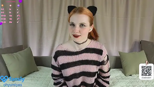 Snapshot of OhYumiYes chatting on March 4, 9:54 pm OhYumiYes online show from March 4, 9:54 pm