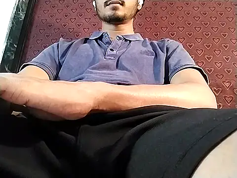 Ultimate cHappiE online show from November 16, 10:15 pm