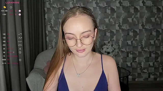 Snapshot of A_delina chatting on February 27, 8:53 pm A delina online show from February 27, 8:53 pm