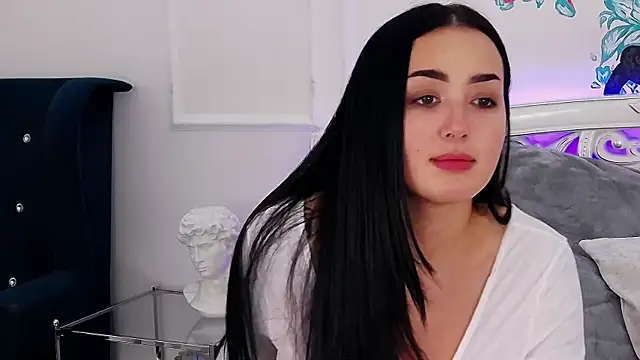 Snapshot of KimKhallifa chatting on January 19, 11:56 am KimKhallifa online show from January 19, 11:56 am