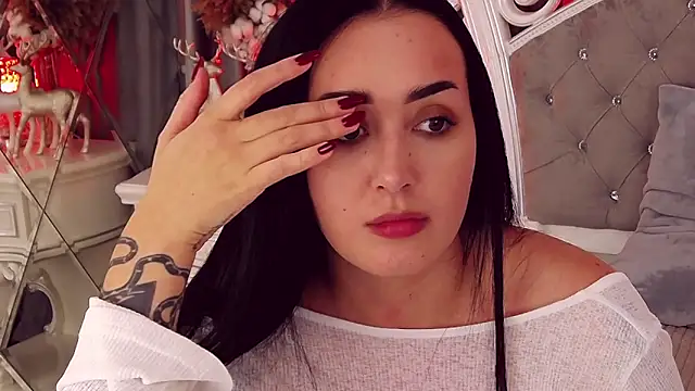 Snapshot of KimKhallifa chatting on February 23, 12:59 pm KimKhallifa online show from February 23, 12:59 pm