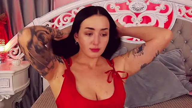 Snapshot of KimKhallifa chatting on March 16, 4:41 am KimKhallifa online show from March 16, 4:41 am