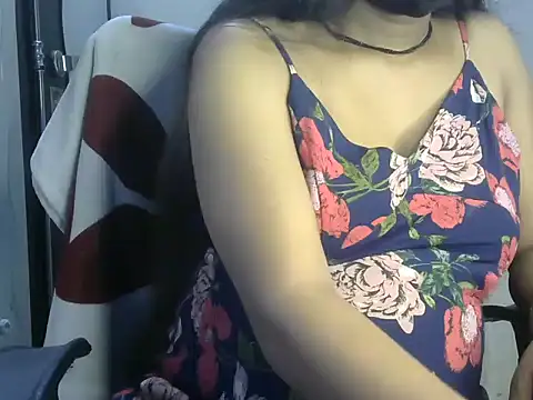 Naughty Nayra online show from February 15, 2:15 am