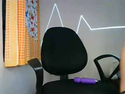 roseofvenom online show from February 23, 6:12 pm