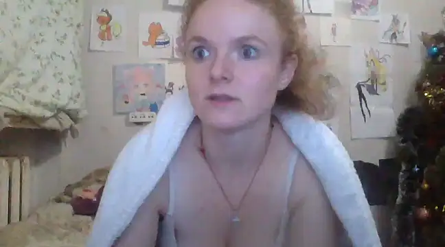 Snapshot of Rae_Jeannie chatting on January 5, 7:07 pm Rae Jeannie online show from January 5, 7:07 pm