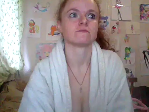 Snapshot of Rae_Jeannie chatting on January 29, 7:57 am Rae Jeannie online show from January 29, 7:57 am