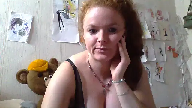 Snapshot of Rae_Jeannie chatting on September 18, 7:32 am Rae Jeannie online show from September 18, 7:32 am