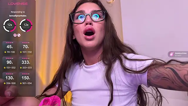 Carolyn Smith online show from February 21, 11:54 pm