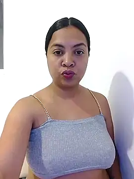 Snapshot of Brendabluee chatting on March 7, 1:53 am Brendabluee online show from March 7, 1:53 am