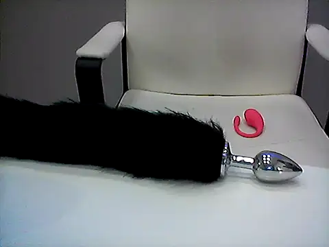 Betty2u online show from January 24, 7:30 am