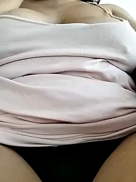 Betty2u online show from March 23, 8:26 am