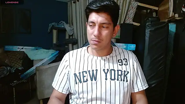 Noah-cock online show from November 12, 6:25 am