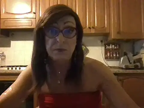 Tiabet online show from November 10, 9:03 pm