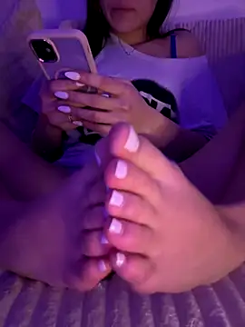 Snapshot of sofiaklf69_ chatting on October 2, 1:12 am sofiaklf69 online show from October 2, 1:12 am