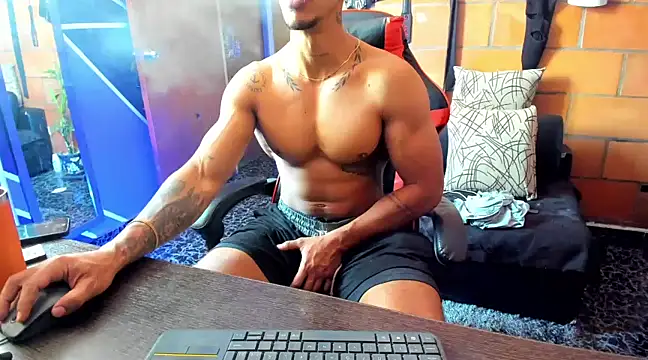 Adam Valenciia online show from March 11, 3:02 pm