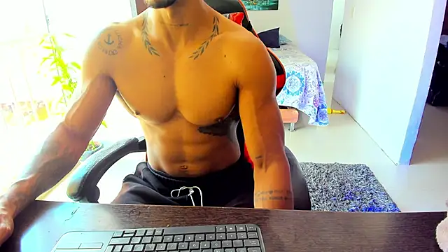 Adam Valenciia online show from September 20, 3:57 pm